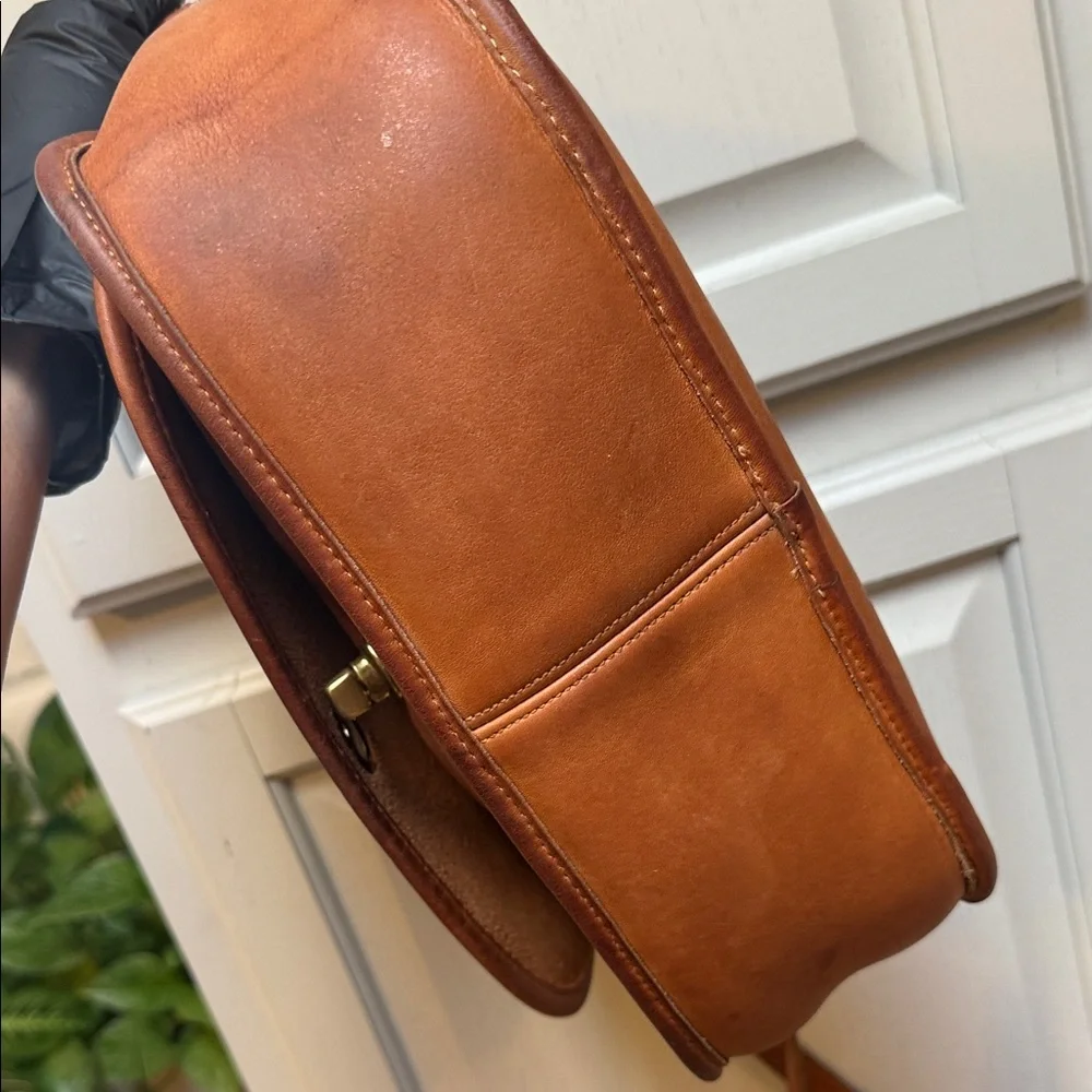 Vintage Coach City Bag - Picture 11 of 17